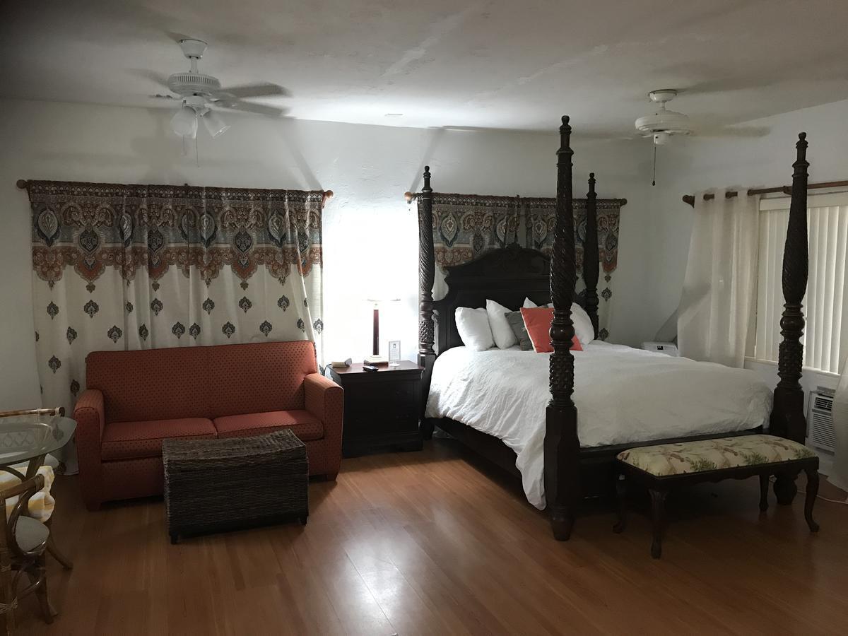 Courtyard Villa Hotel Лодердейл-бай-Си Экстерьер фото